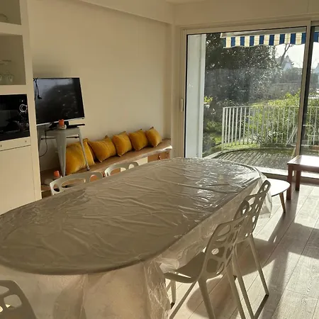 Apartment Kerabus Proche